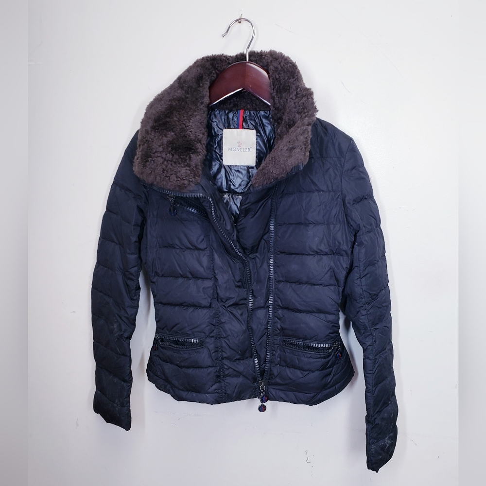 Moncler Black Puffer Jacket with Fur Collar